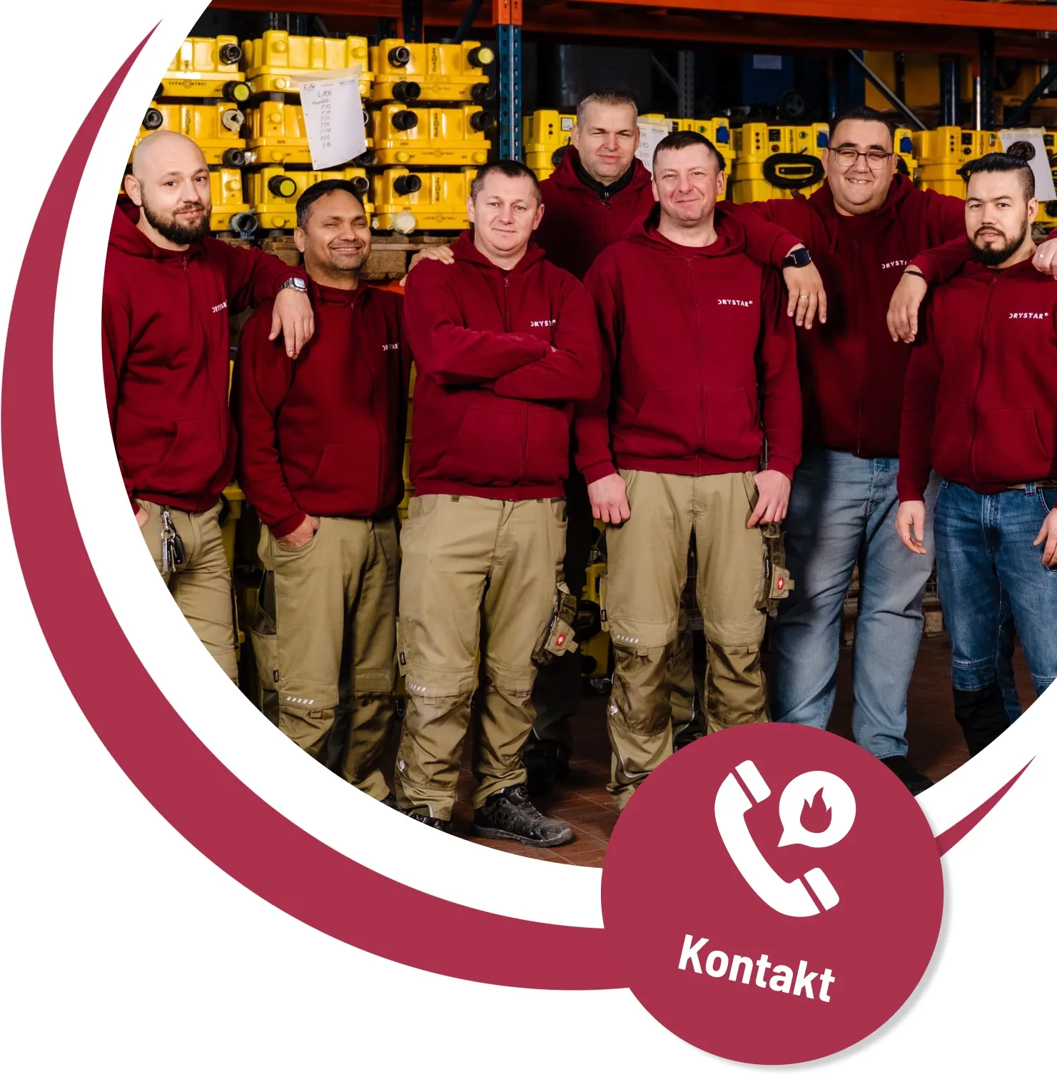 DRYSTAR Team vor Gerätewand